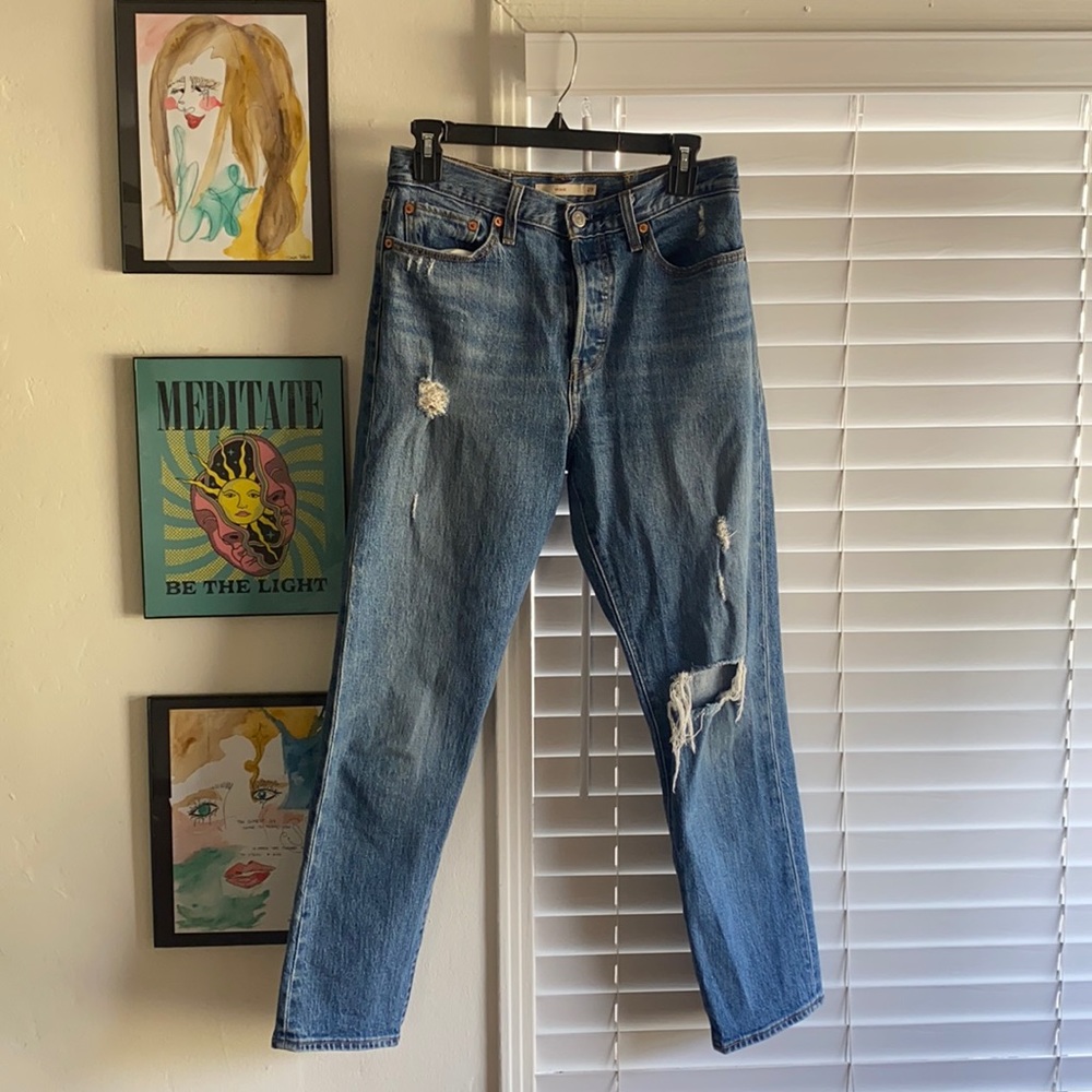 Levi’s wedgie jeans
